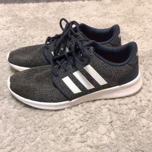 Adidas cloud foam women’s tennis shoes